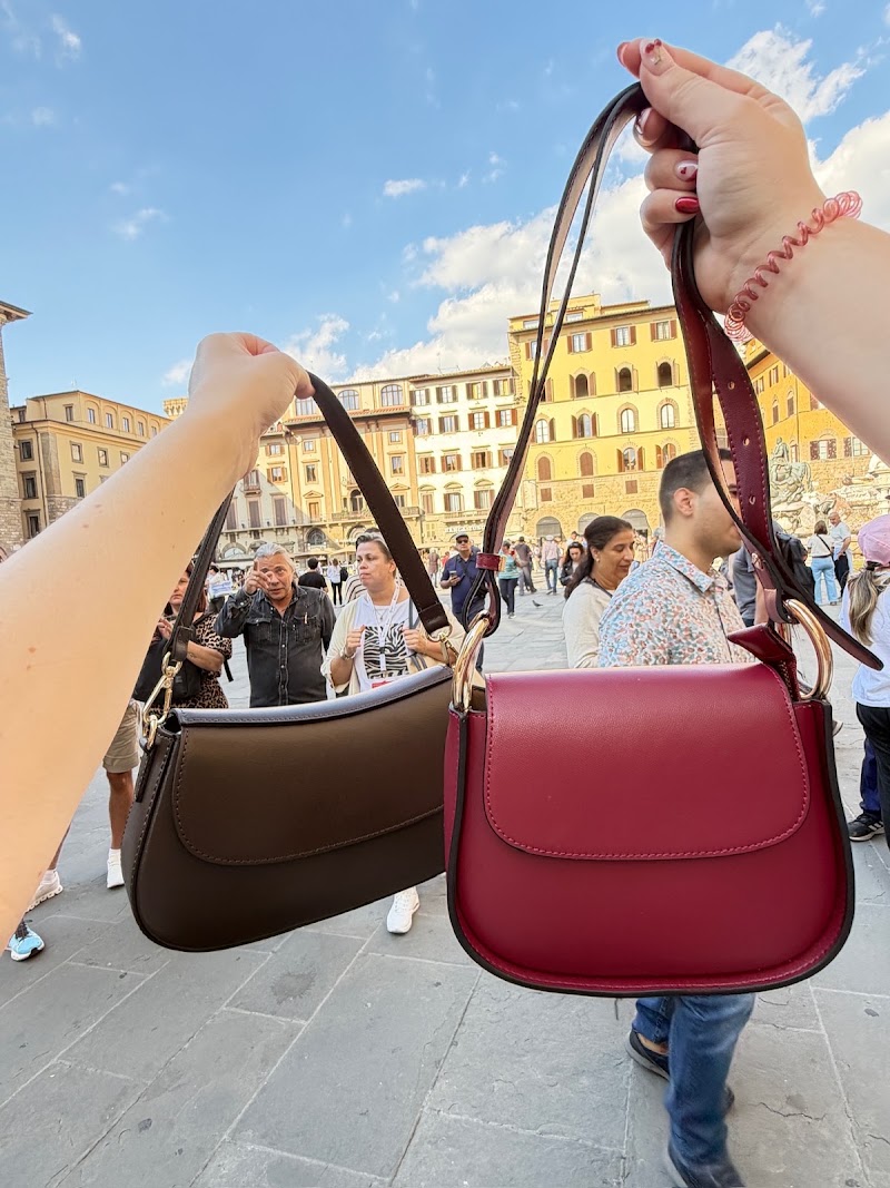 Il Perseo Leather Firenze - Il Perseo Leather Firenze, Borgo dei Greci, 24R, 50122 Firenze FI, Italy