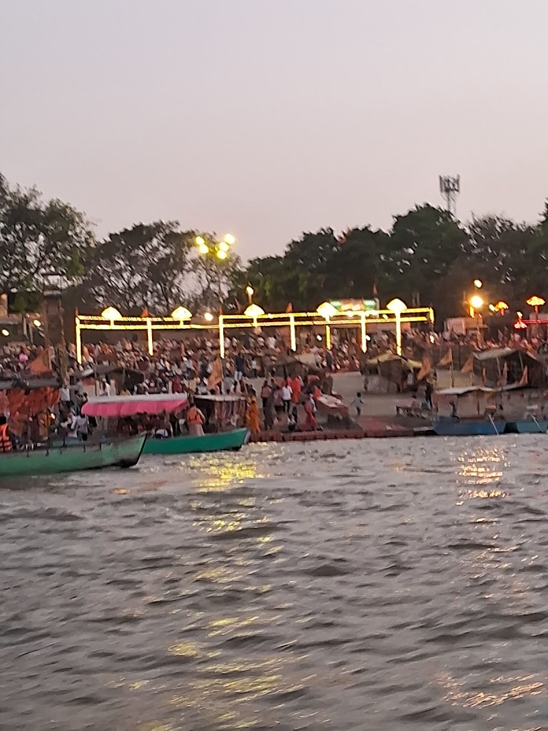 Kunj guest house - Kunj guest house New Colony, Ayodhya, Uttar Pradesh 224123, India