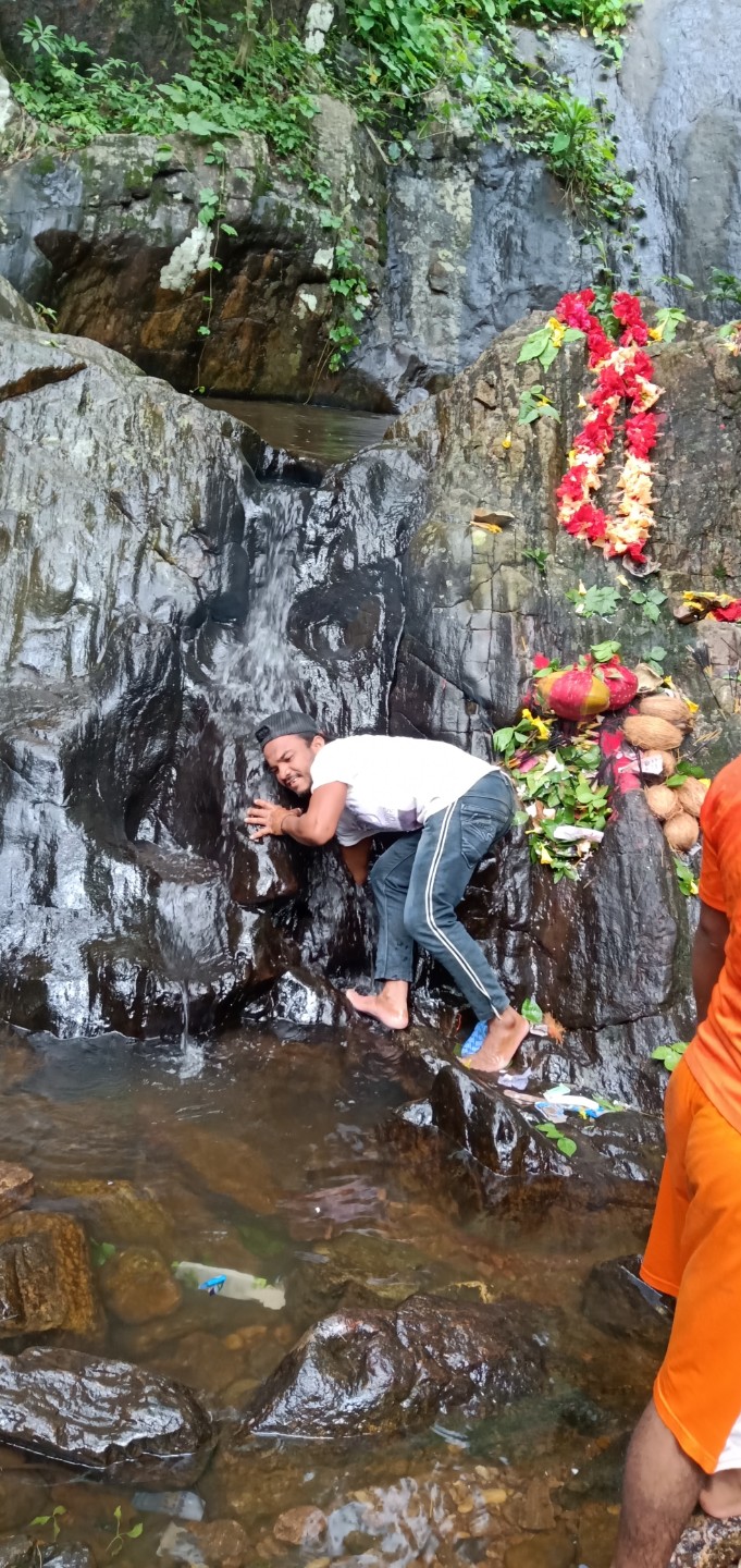 Jal Mahadev Temple, Khaprakhol, Balangir - Jal Mahadev Temple, Khaprakhol, Balangir, RRPH+3X2, Balangir, Odisha 767028, India