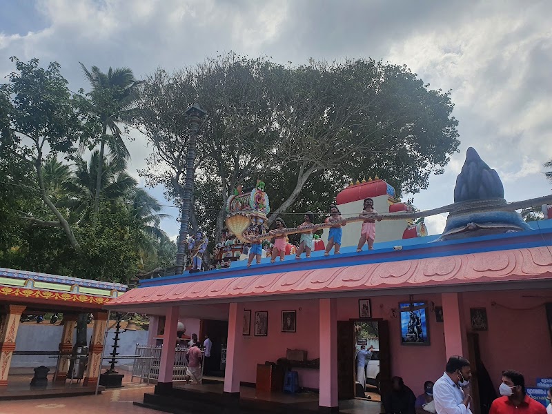 Aazhimala Shiva Temple - Aazhimala Shiva Temple Pulinkudi Rd, Adimalathura, PO, Mulloor, Thiruvananthapuram, Kottukal, Kerala 695501, India