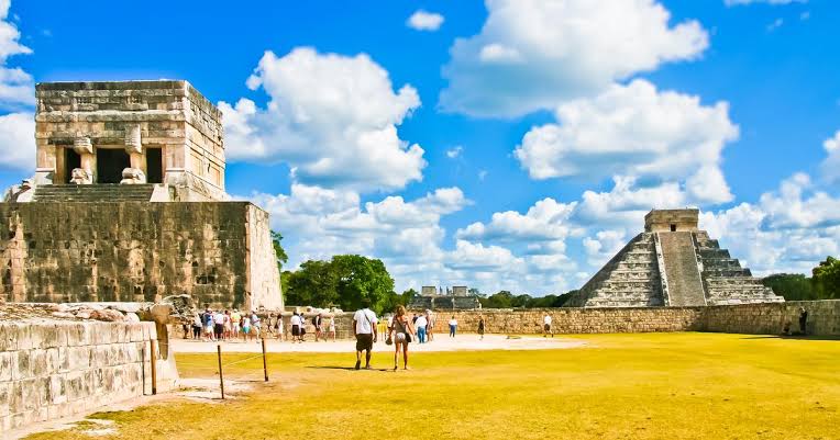 Chichén Itzá - Chichén Itzá 97751 Yucatan, Mexico