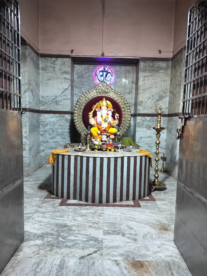 Shree Siddhivinayak Mandir - Shree Siddhivinayak Mandir 4RVM+X9P, New Link Rd, Ganesh Nagar, Adarsh Nagar, Jogeshwari West, Mumbai, Maharashtra 400102, India