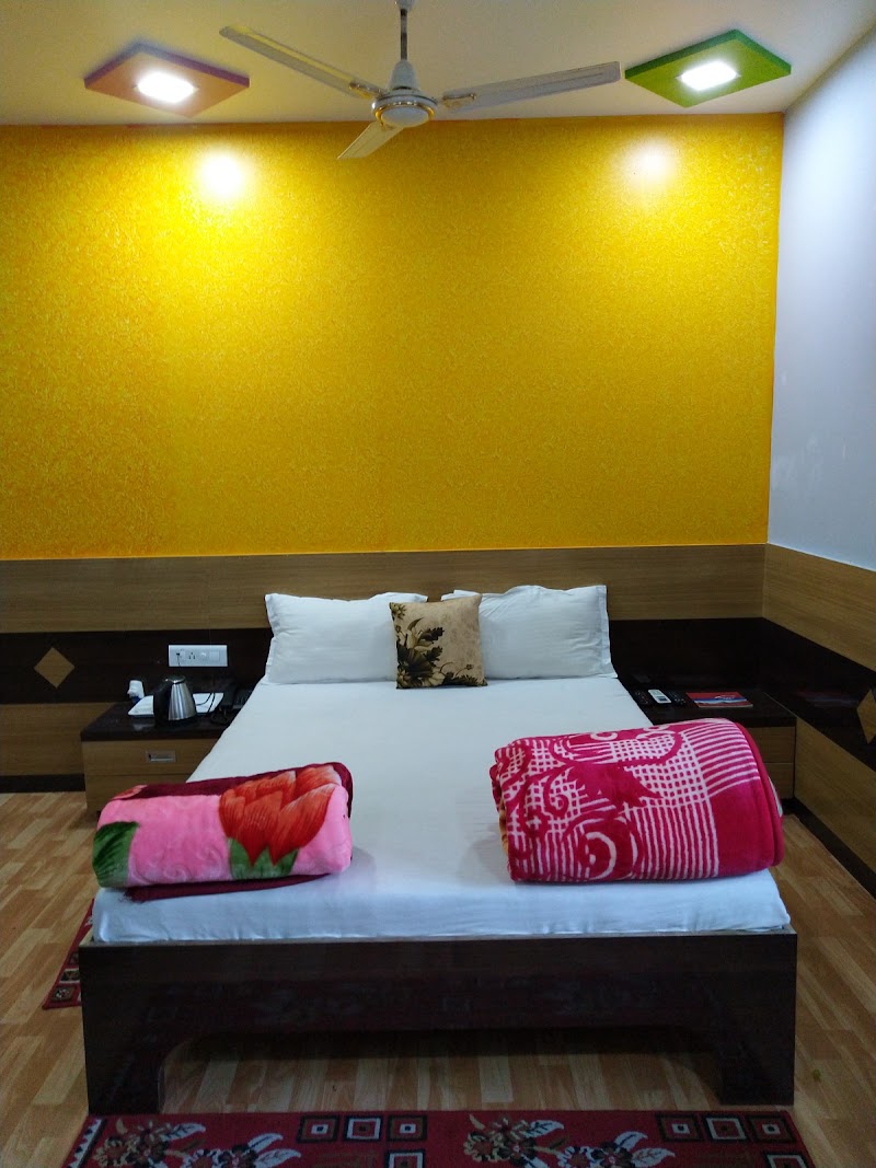 Lucknow Junction Retiring room - Lucknow Junction Retiring room, Preeti Nagar, Railway Colony, Charbagh, Lucknow, Uttar Pradesh 226001, India