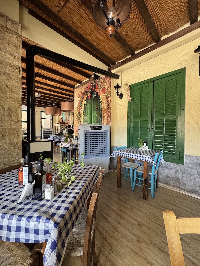 ELIYA Souvlaki - ELIYA Souvlaki Ayiou Lazarou 20, Larnaka 6020, Cyprus