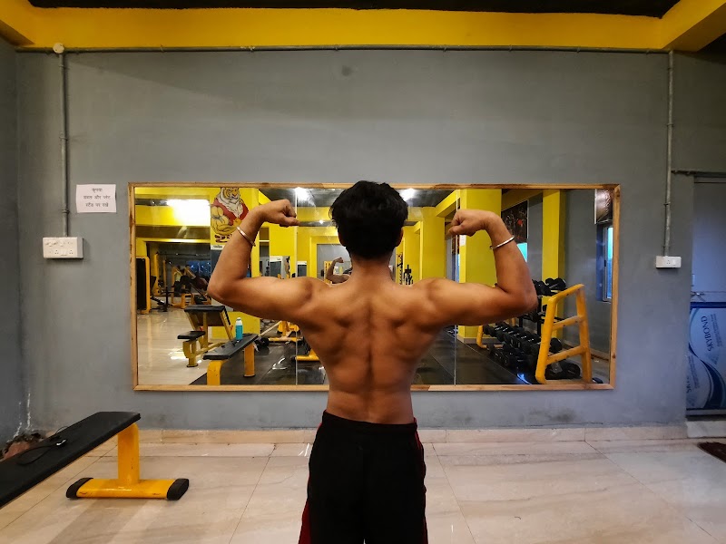 Phoenix Gym - Phoenix Gym Jalebi Chowk, Camp 2, Bhilai, Chhattisgarh 490023, India