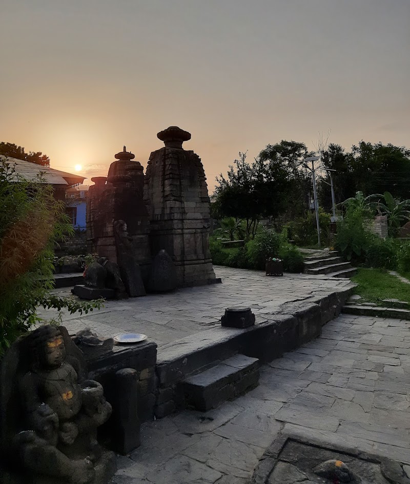 Baijnath uttrakhand - Baijnath uttrakhand, WJ48+X39, Baijnath, Uttarakhand 263641, India