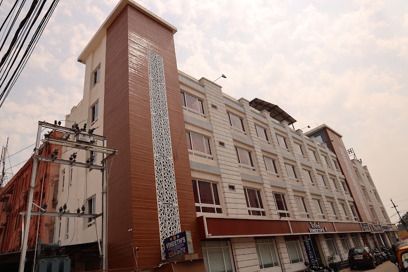 Hotel Shree Vineeth`s - Best Pure Veg Restaurant in Bhubaneswar II South Indian Special