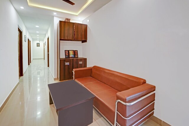 Hotel O Elite Inn - Hotel O Elite Inn RPS, Sudha Booth, Plot No12, More, Mangalam Colony, Kaliket Nagar, Patna, Bihar 801503, India