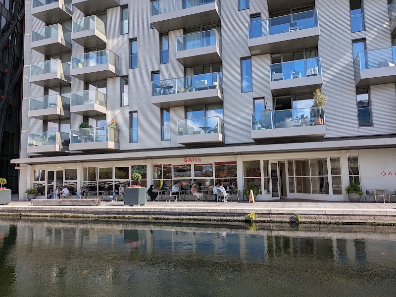 GAIL's Bakery Paddington - GAIL's Bakery Paddington Paddington Basin, London W2 1LA, UK