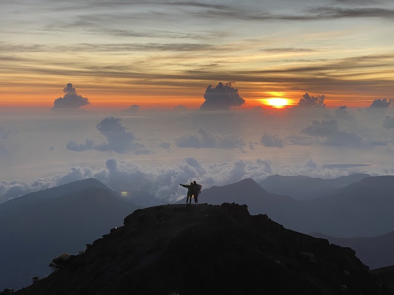 Rinjani trekking info - Rinjani trekking info, Senaru, Bayan, North Lombok Regency, West Nusa Tenggara 83354, Indonesia
