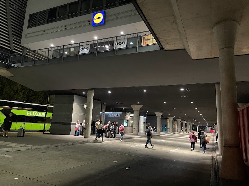 Munich Central Bus Station（ZOB München） - Munich Central Bus Station（ZOB München）, Arnulfstraße 21, 80335 München-Ludwigsvorstadt-Isarvorstadt, Germany
