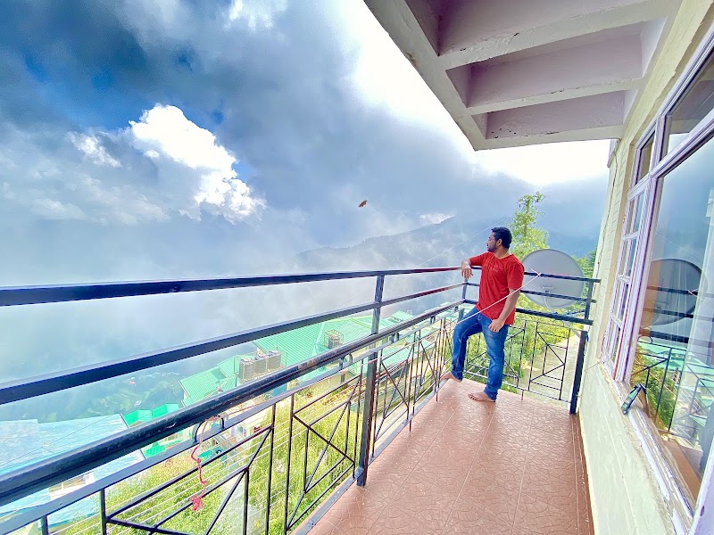 Hotel west end home stay - Hotel west end home stay 46PG+HHC, craignano road, opposite green wood estate, Mashobra, Himachal Pradesh 171007, India