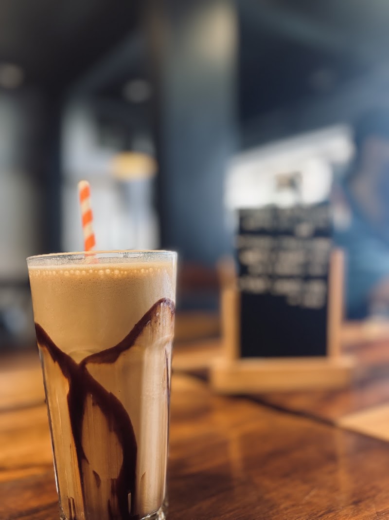 Mirror Coffee And Kitchen - Mirror Coffee And Kitchen Javkar plaza, Jayastambha, Ratnagiri, Maharashtra 415612, India
