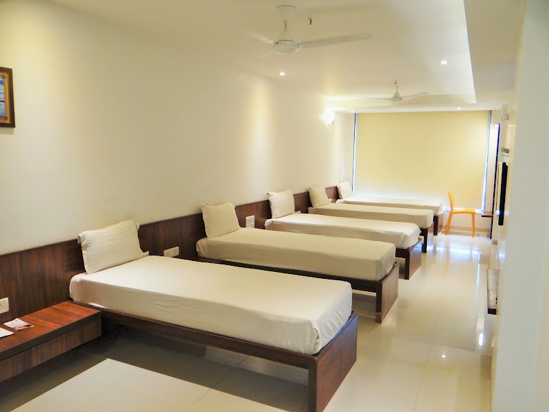 The Temple View Hotel - The Temple View Hotel, Manmad Rd, opp. Sai Temple Nagar, Sai Nagar, Shirdi, Maharashtra 423109, India