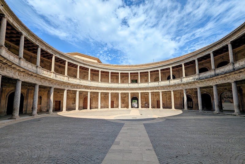Alhambra - Alhambra C. Real de la Alhambra, s/n, Centro, 18009 Granada, Spain