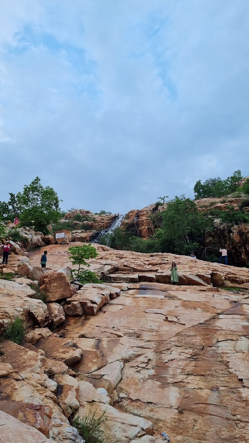 Nagarda Waterfall - Nagarda Waterfall, 4RF8+G93, Bokramuda, Chhattisgarh 495687, India