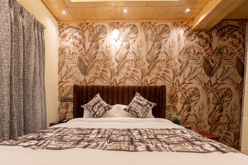 Wood Way Guest House - Wood Way Guest House, Cheena Lodge, New Pavilion Compound, Sherwani, Nainital, Uttarakhand 263001, India
