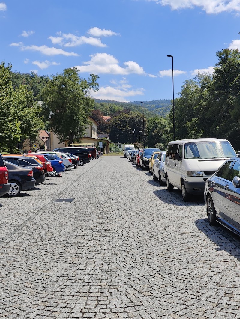Parkoviště P8 - Parkoviště P8, Nádražní, 357 33 Loket, Czechia