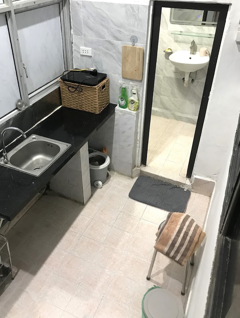 Spacious Old Quarter 2-floor Duplex apartment near Train cafe street, quiet local Alley - Spacious Old Quarter 2-floor Duplex apartment near Train cafe street, quiet local Alley, 8D Điện Biên Phủ, Hoàn Kiếm, Hà Nội 10000, Vietnam