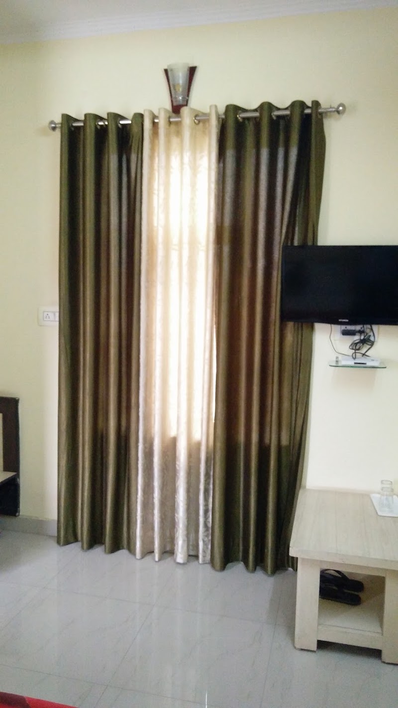 Dev Holiday Home - Dev Holiday Home, 11, Ranthambore Cir, Patel Nagar, Adinath Nagar, Sawai Madhopur, Rajasthan 322001, India