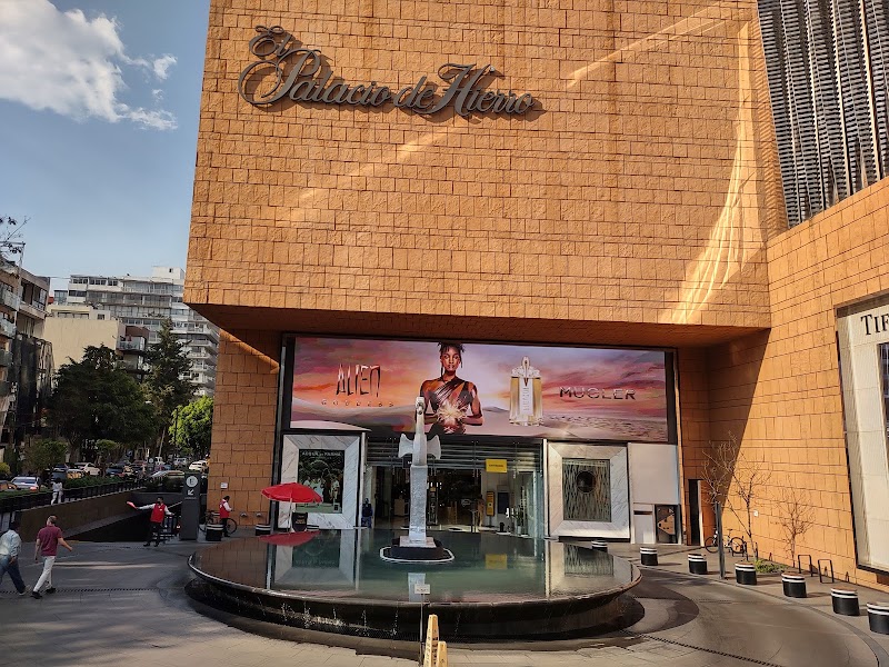 El Palacio de Hierro Polanco