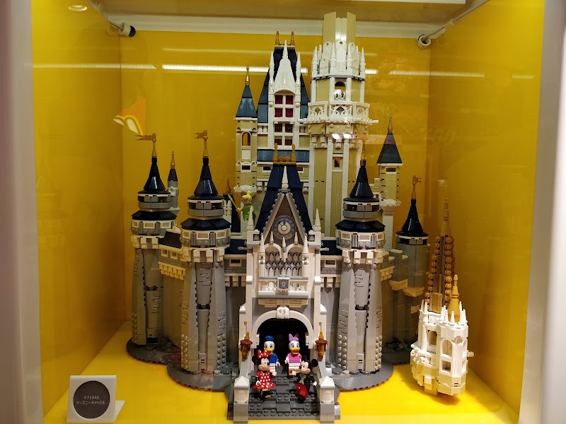 LEGO Store Tokyo - LEGO Store Tokyo Japan, 〒100-0005 Tokyo, Chiyoda City, Marunouchi, 1-chōme−9−１ 東京駅 一番街 地下一階