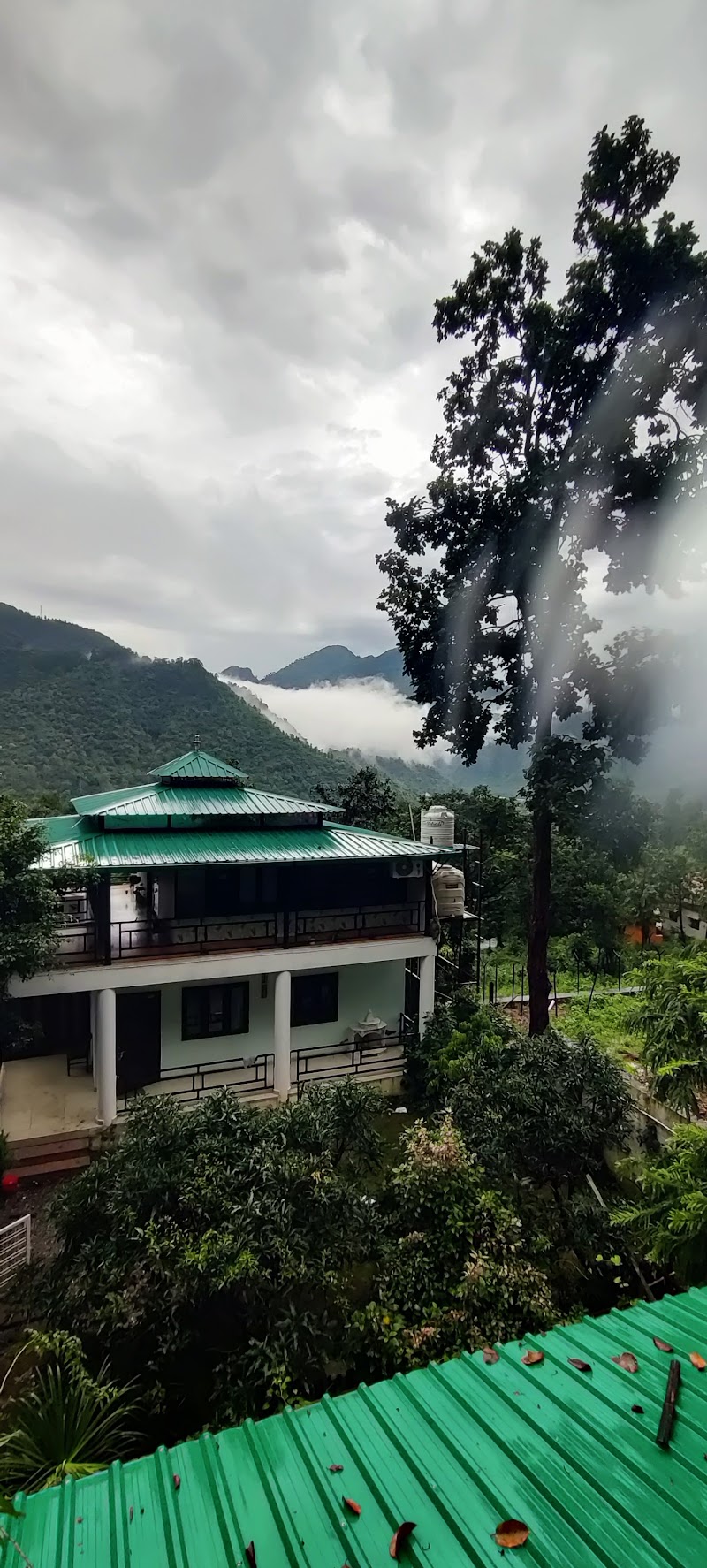 Cloud Heaven Villa - Cloud Heaven Villa 84X4+QX6, Asthal, Uttarakhand 248013, India