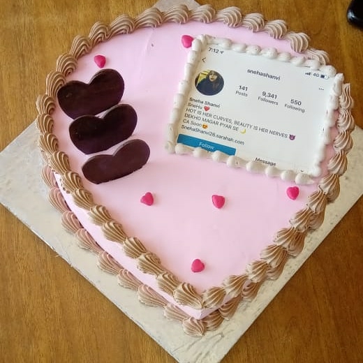 7th Heaven Cake and Cafe Bhagalpur - 7th Heaven Cake and Cafe Bhagalpur Navkamal Complex, Dr RP Rd, near Marwari Pathshala, below Raymond Ethnic Showroom, Shah Market, Bhagalpur, Bihar 812001, India