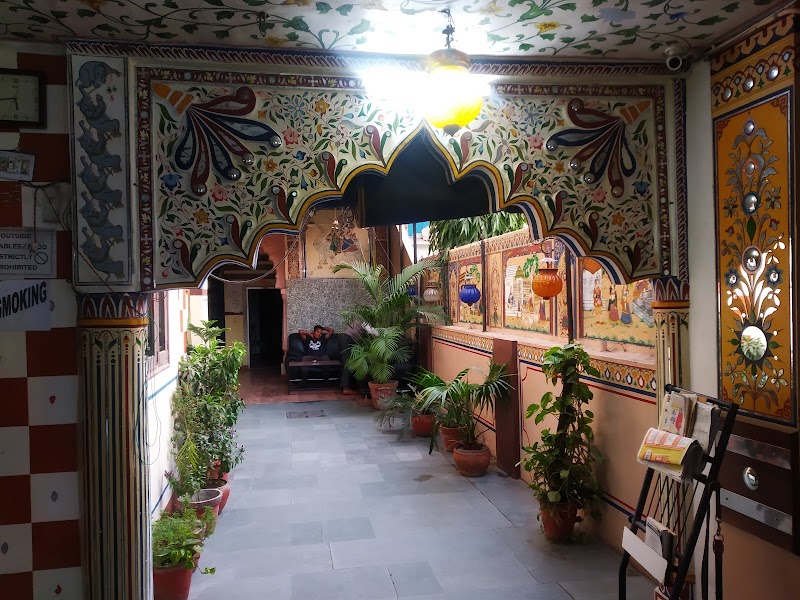 Hotel Vaishnavi - Hotel Vaishnavi, 4-B, Kabir Marg, behind Bank of Baroda, Sen Colony, Bani Park, Jaipur, Rajasthan 302006, India