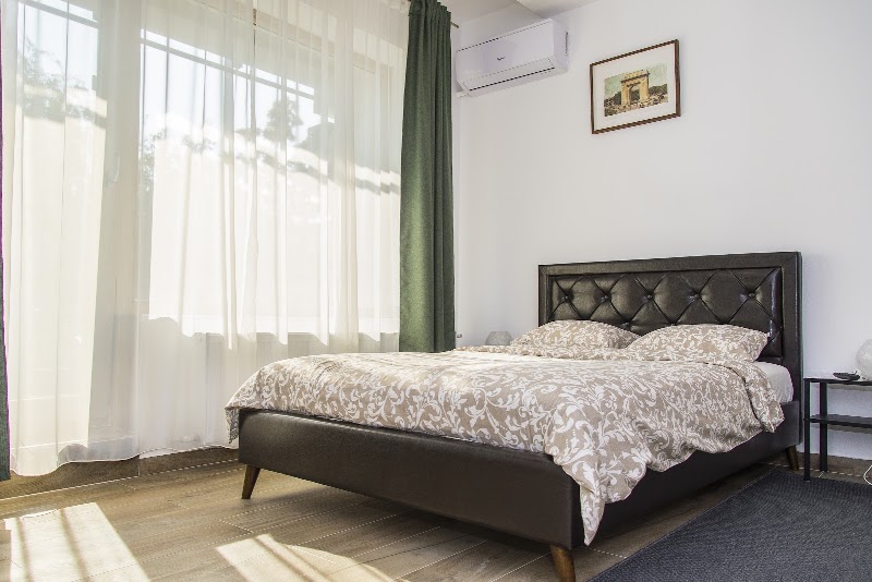 AT Central Apartments - AT Central Apartments, Strada Anton Pann 19A, 030795 București, Romania