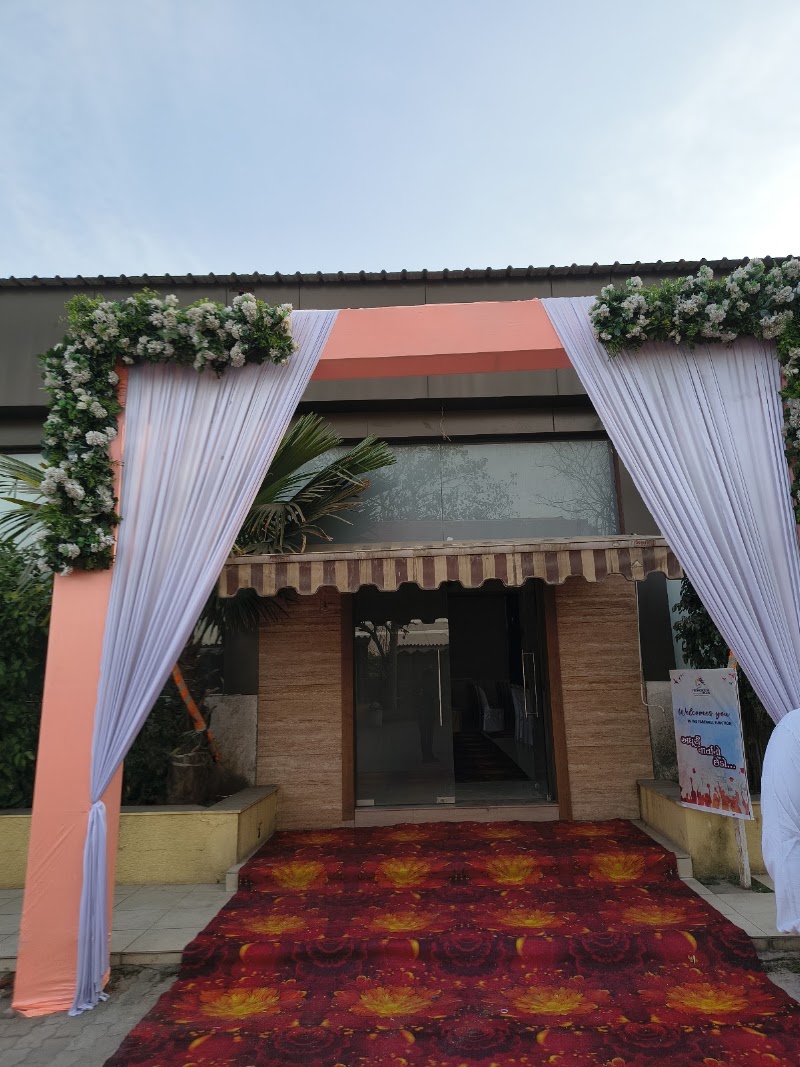 Ghanteshwar Park (The Multi Cuisine Park) - Ghanteshwar Park (The Multi Cuisine Park), 101, Jamnagar - Rajkot Hwy, Brahmnad Society, Ghanteshwer, Rajkot, Gujarat 360006, India