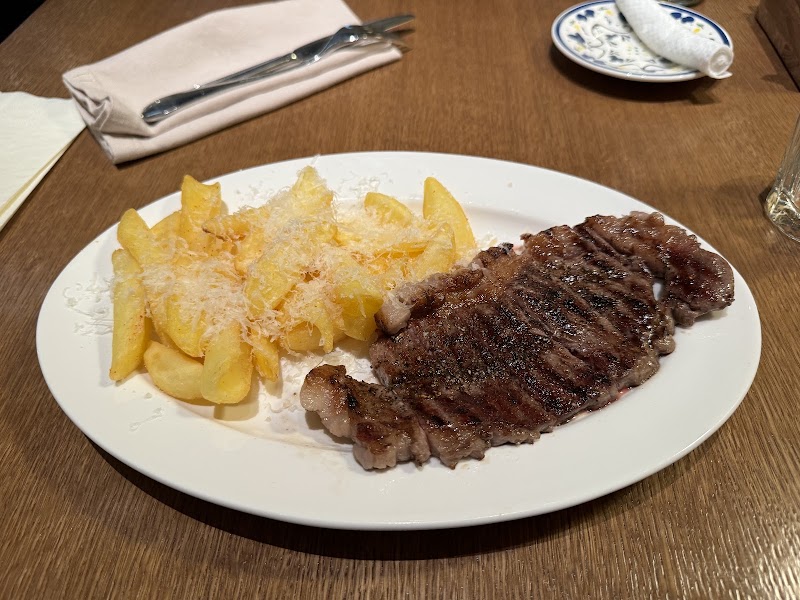 Del Papa - Del Papa, 2 Etazh, ТРЦ Mega Center Alma-Ata, Rozybakiev Street 263, Almaty 050060, Kazakhstan