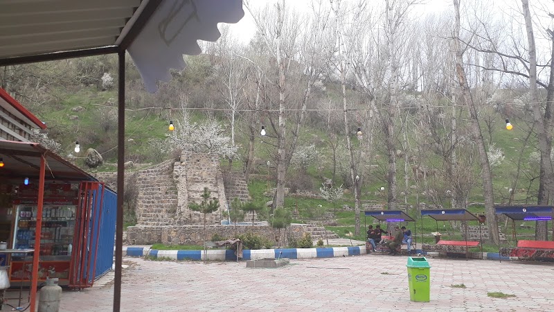 Khiav Chai Forest Park - Khiav Chai Forest Park, 9MXV+C6F, Meshginshahr, Ardabil Province, Iran