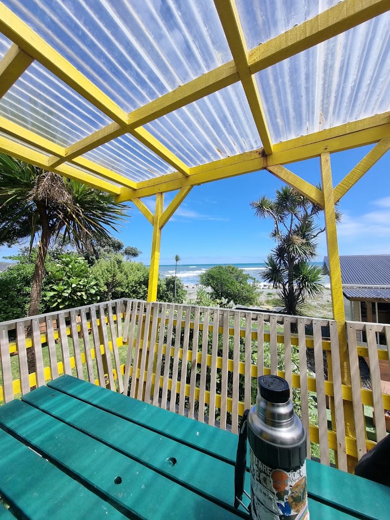 Punakaiki Beach Hostel - Punakaiki Beach Hostel, 2 Webb Street, Punakaiki 7873, New Zealand