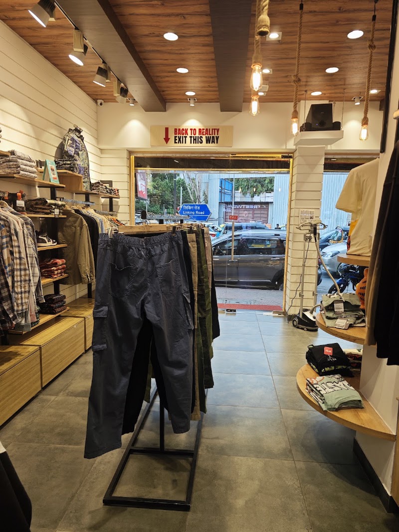 The Souled Store, Bandra - The Souled Store, Bandra 2, C2, Gr & 1st floor, SN, FA05, FB01, New kamal CHS, PLOT NO.28, Khar, Bandra West, Mumbai, Maharashtra 400050, India