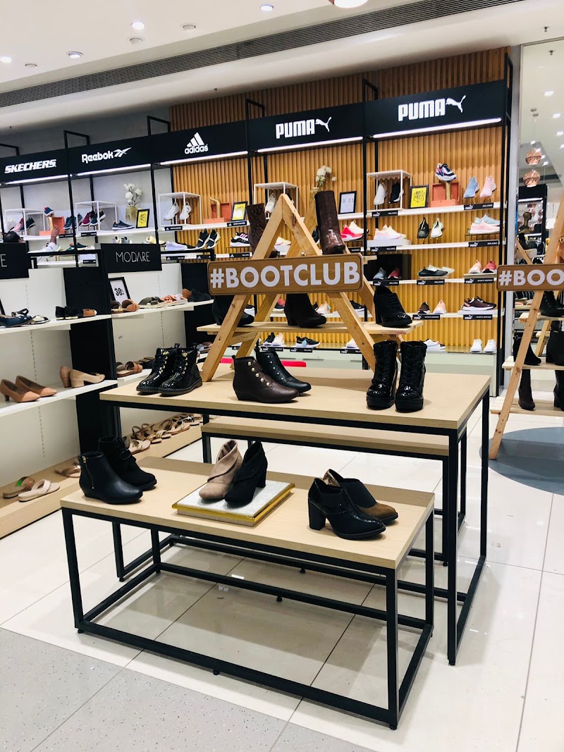 Shoppers Stop Ltd - Gip Noida - Shoppers Stop Ltd - Gip Noida The Great India Place, opposite Centre Stage Mall, Sector 18, Noida, Uttar Pradesh 201303, India