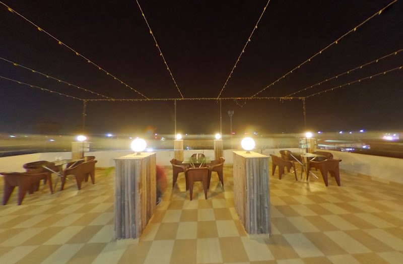 Hang Around Zone - Hang Around Zone, Roof Top Kanchanshri, Medical College Rd, Adarsh Colony, Bikaner, Rajasthan 334003, India