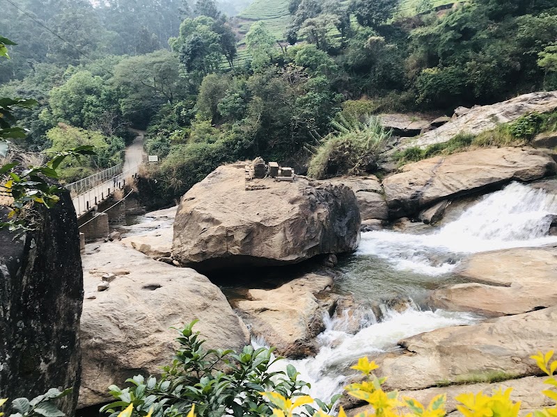Attukad Waterfalls - Attukad Waterfalls 3335+9GH, Attukad Waterfall Rd, Pallivasal, Kerala 685612, India