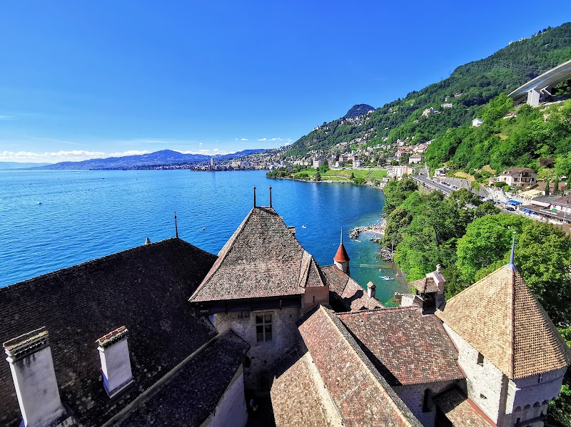 Chillon Castle - Chillon Castle Av. de Chillon 21, 1820 Veytaux, Switzerland