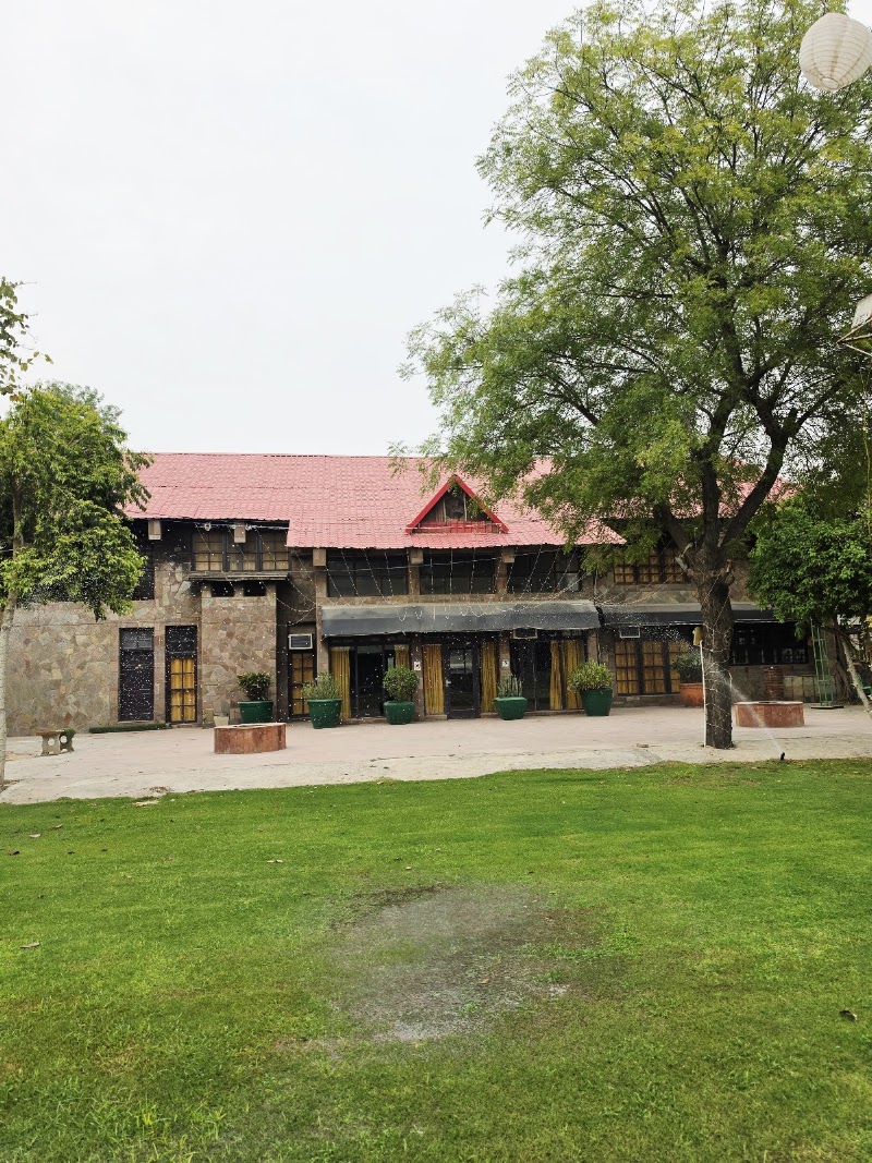 Chopra Farms and Resorts - Chopra Farms and Resorts, Chopra Farms Sohna Road, 93HH+72C, road, Dhumaspur, Gurugram, Haryana 122101, India