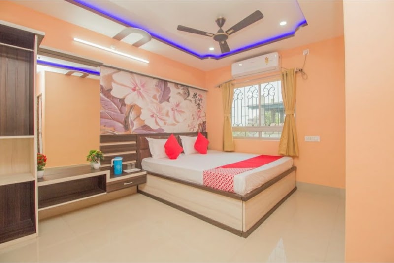 Kalpana lodge cum restrurent - Kalpana lodge cum restrurent bhabesh petrol pump, VIP Rd, PCRA Colony, Siliguri, Dabgram, West Bengal 734004, India