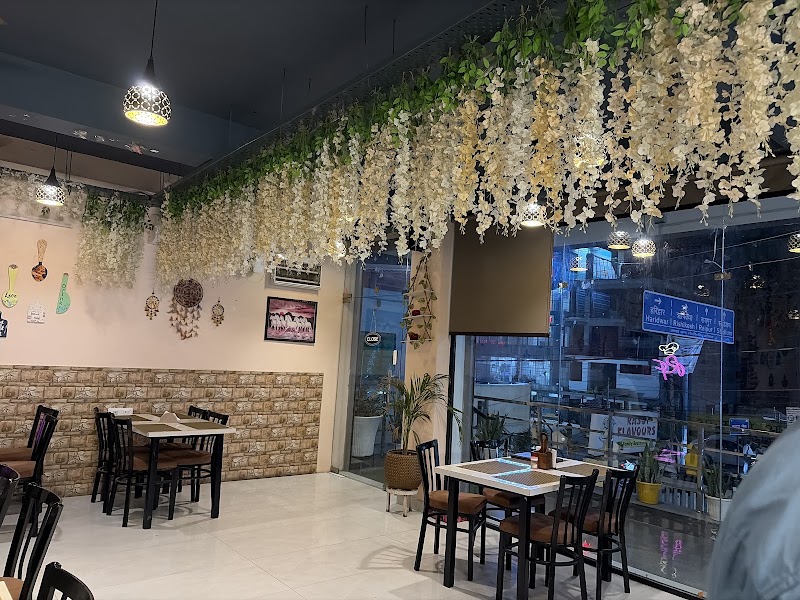 Rasoi Flavours - Rasoi Flavours 48, Raipur Rd, opposite Bharat Petrol Pump, Kailash Vihar, Ladpur, Dehradun, Uttarakhand 248008, India