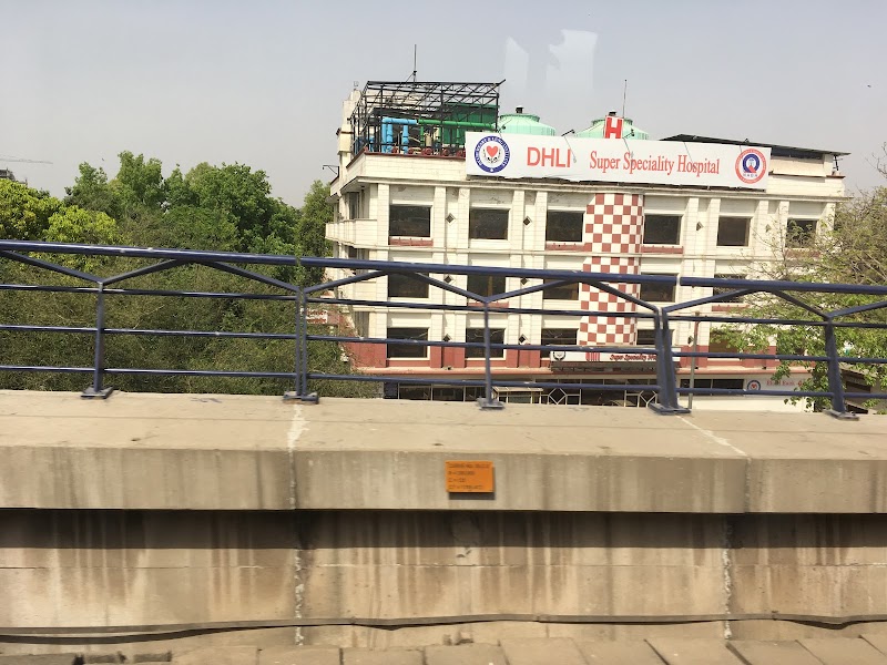 Delhi Heart & Lung Institute - Delhi Heart & Lung Institute Metro Station R.k. Ashram Marg, 2, Panchkuian Rd, near RK, Type 4, Block B, Aram Bagh, Paharganj, New Delhi, Delhi 110055, India