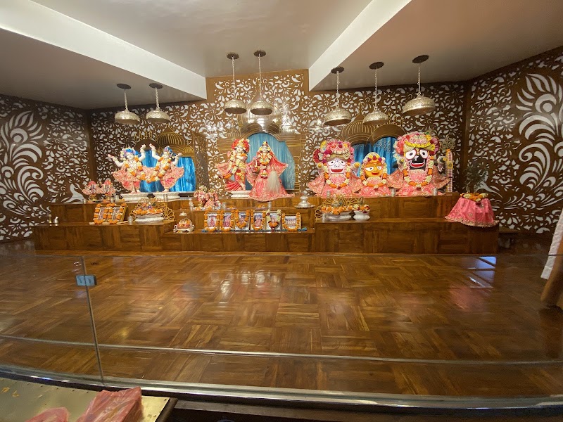 Sri Sri Radha Govinda Hari Temple - Sri Sri Radha Govinda Hari Temple Budhanilkantha School, Main Road, Budhanilkantha 44600, Nepal
