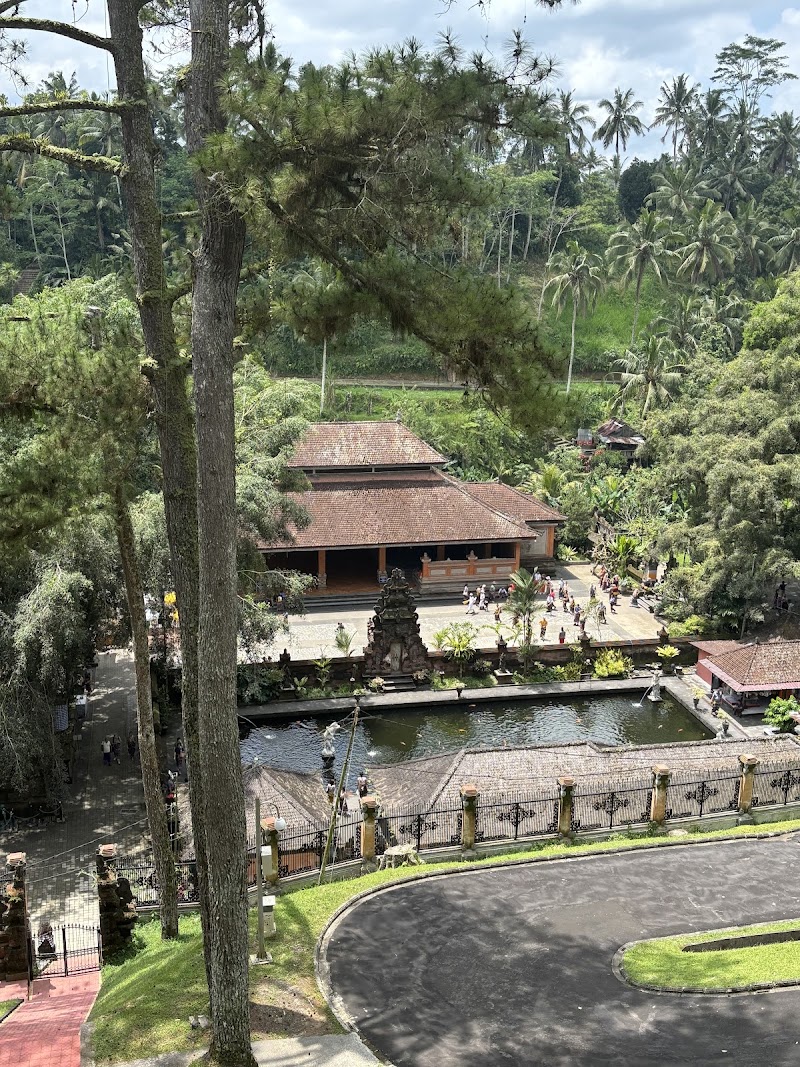 Istana Kepresidenan Tampaksiring - Istana Kepresidenan Tampaksiring, Jl. Dr. Ir. Soekarno, Manukaya, Kec. Tampaksiring, Kabupaten Gianyar, Bali 80552, Indonesia