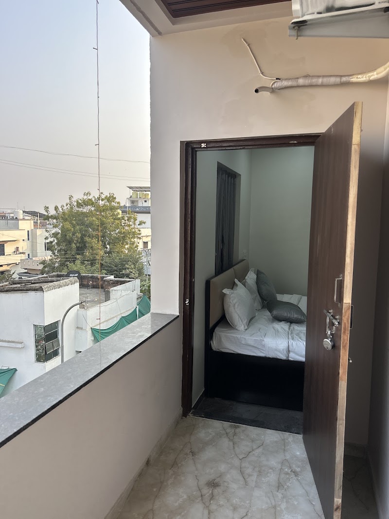 HOTEL O THE COZY INN - HOTEL O THE COZY INN, Kalpatru Nagar, Plot No.11, Besa Rd, near Nimbalkar High School, Ekmat Nagar, Manewada, Nagpur, Maharashtra 440027, India