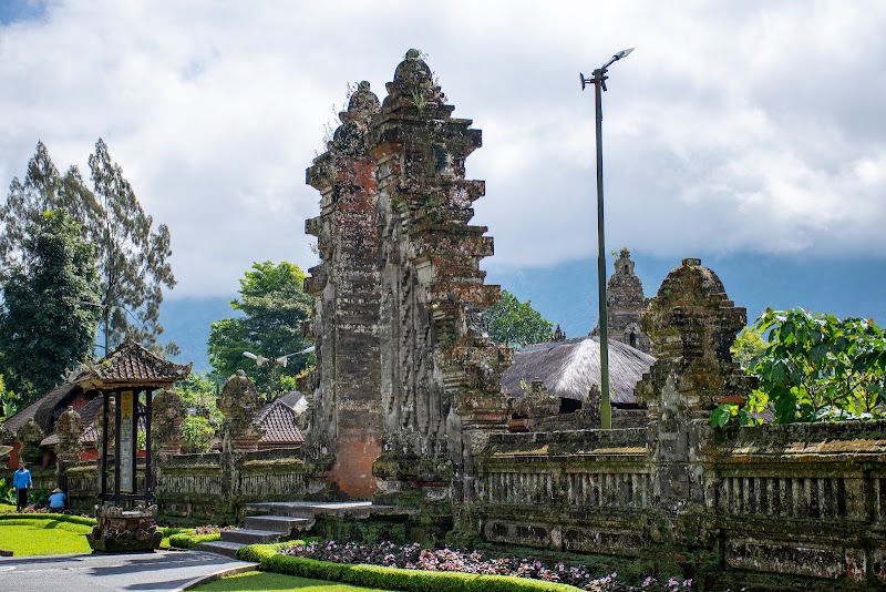 Ulun Danu Beratan Temple - Ulun Danu Beratan Temple Candikuning, Baturiti, Tabanan Regency, Bali, Indonesia