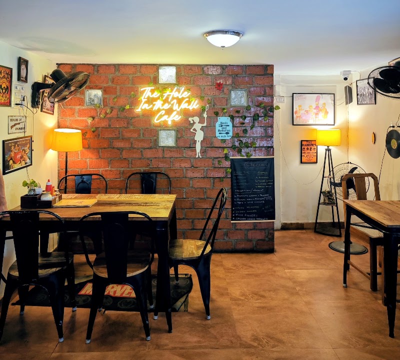 The Hole In The Wall - The Hole In The Wall 2823, 80 Feet Rd, HAL 2nd Stage, Indiranagar, Bengaluru, Karnataka 560008, India