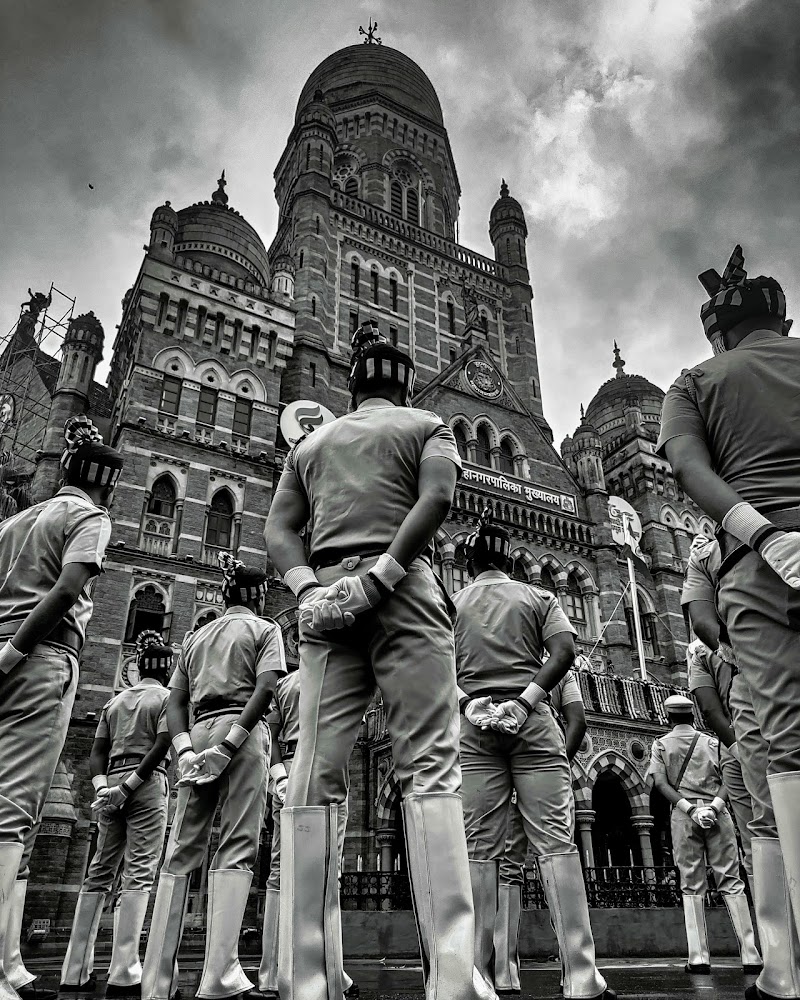 CSMT Viewing Stage - CSMT Viewing Stage WRQM+XVP, CST Subway, Dhobi Talao, Chhatrapati Shivaji Terminus Area, Fort, Mumbai, Maharashtra 400001, India