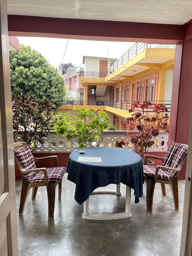 New Tourist Guest House - New Tourist Guest House Lakeside Rd, Pokhara 33700, Nepal
